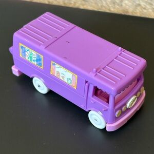 1994 Polly Pocket Stable on The Go